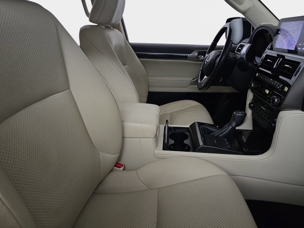 Certified 2023 Lexus GX 460 Luxury w/ Sport Design Package AWD/4WD image 10