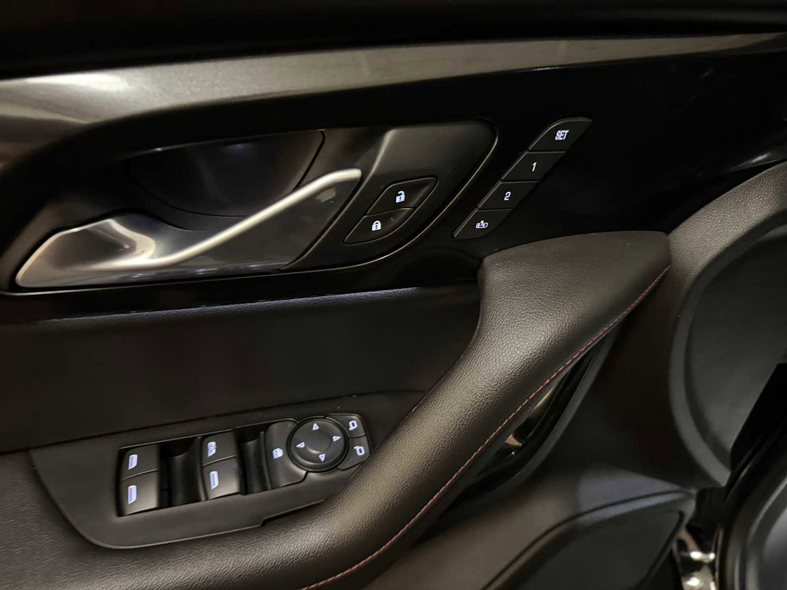 Used 2021 Chevrolet Blazer RS w/ Enhanced Convenience Package image 19