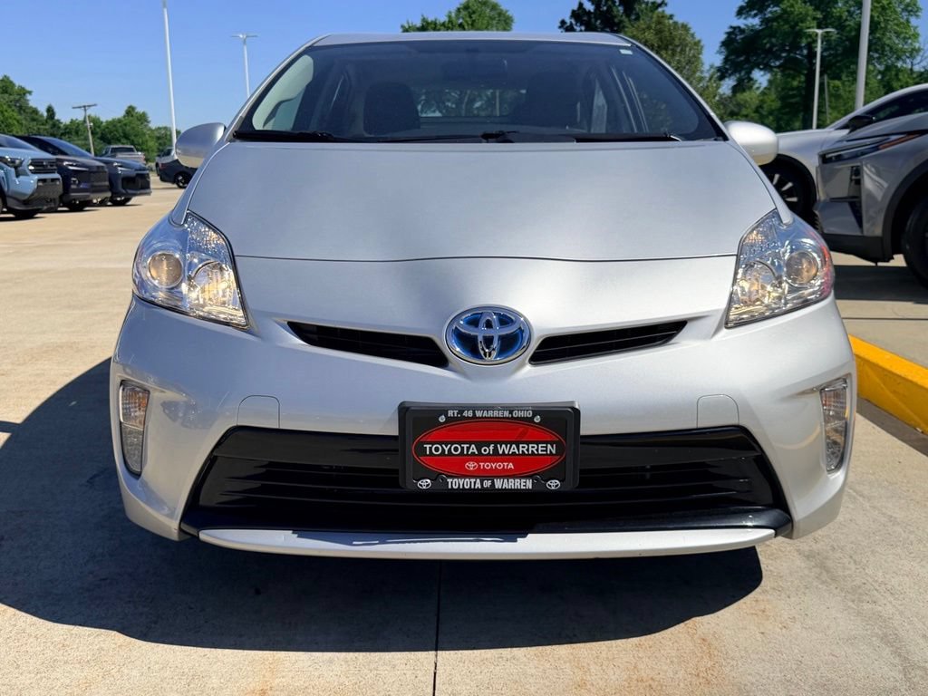 Used 2015 Toyota Prius Two FWD image 2