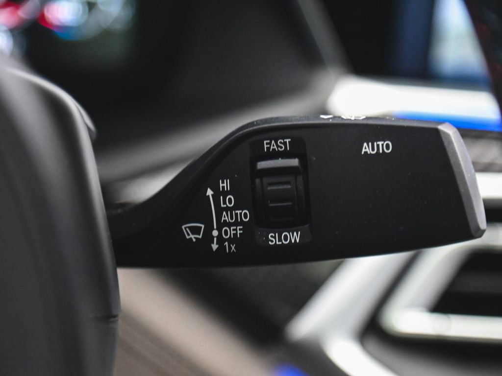 Used 2021 BMW X6 M w/ Competition Package image 33