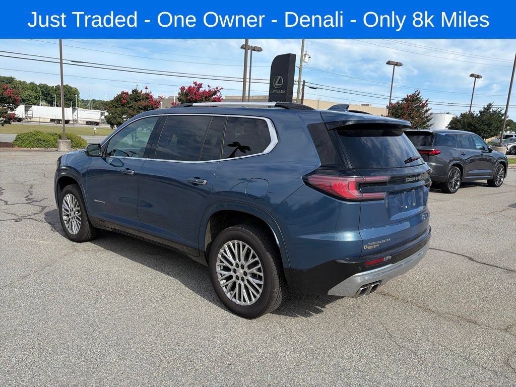 Used 2025 GMC Acadia Denali FWD image 2