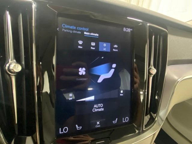Used 2020 Volvo S60 T5 Momentum w/ Protection Package FWD image 23