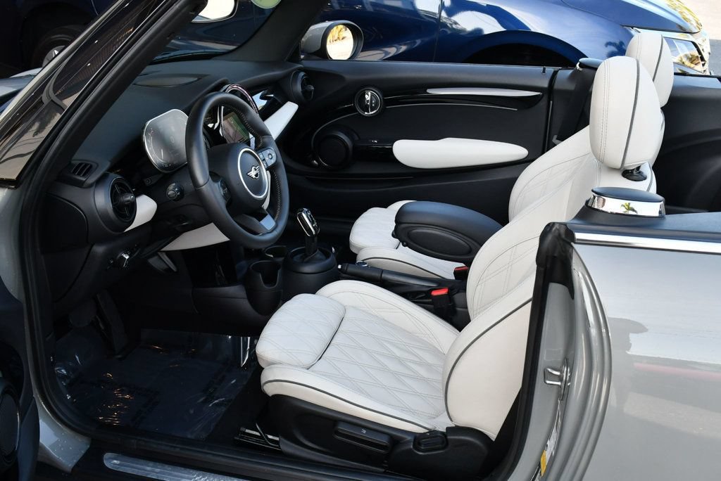 Used 2023 MINI Cooper S w/ Signature Upholstery Package FWD image 55