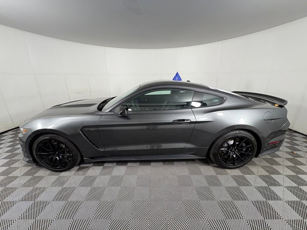 Certified 2017 Ford Mustang Shelby GT350 image 4