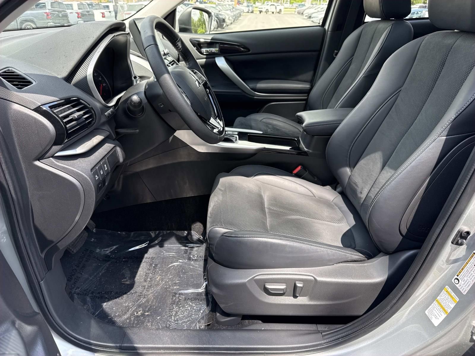 Used 2024 Mitsubishi Eclipse Cross SE AWD/4WD image 29