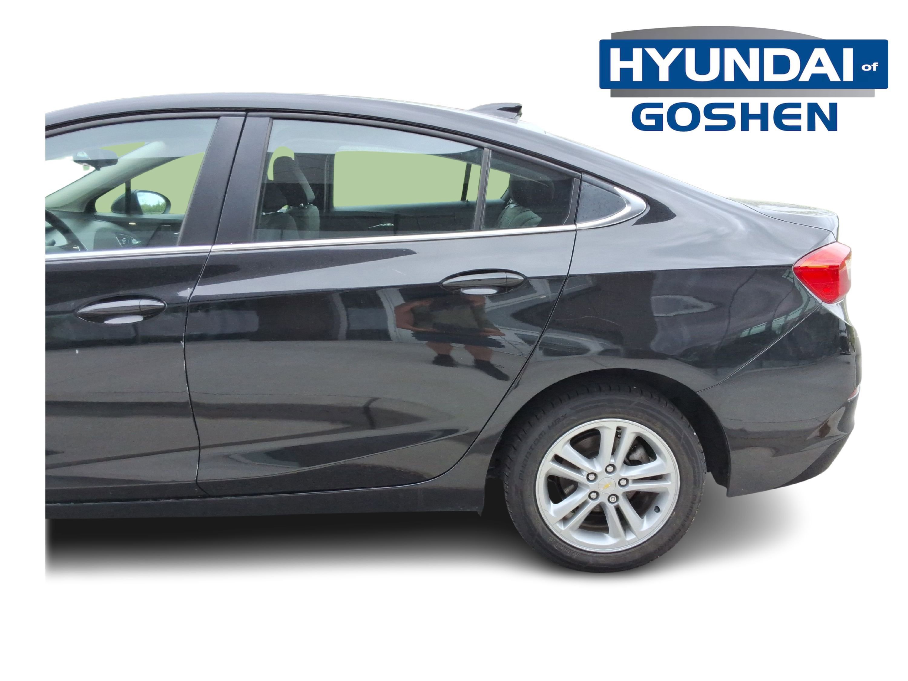 Used 2017 Chevrolet Cruze LT FWD image 6