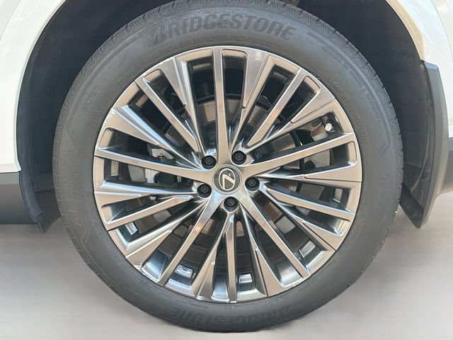 Certified 2025 Lexus RX 450h AWD w/ Convenience Package image 28