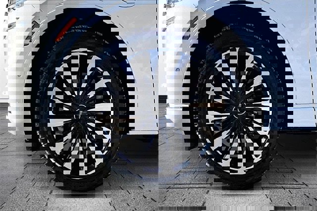 Used 2023 Lincoln Aviator Black Label Grand Touring w/ Class IV Trailer Tow Package image 36