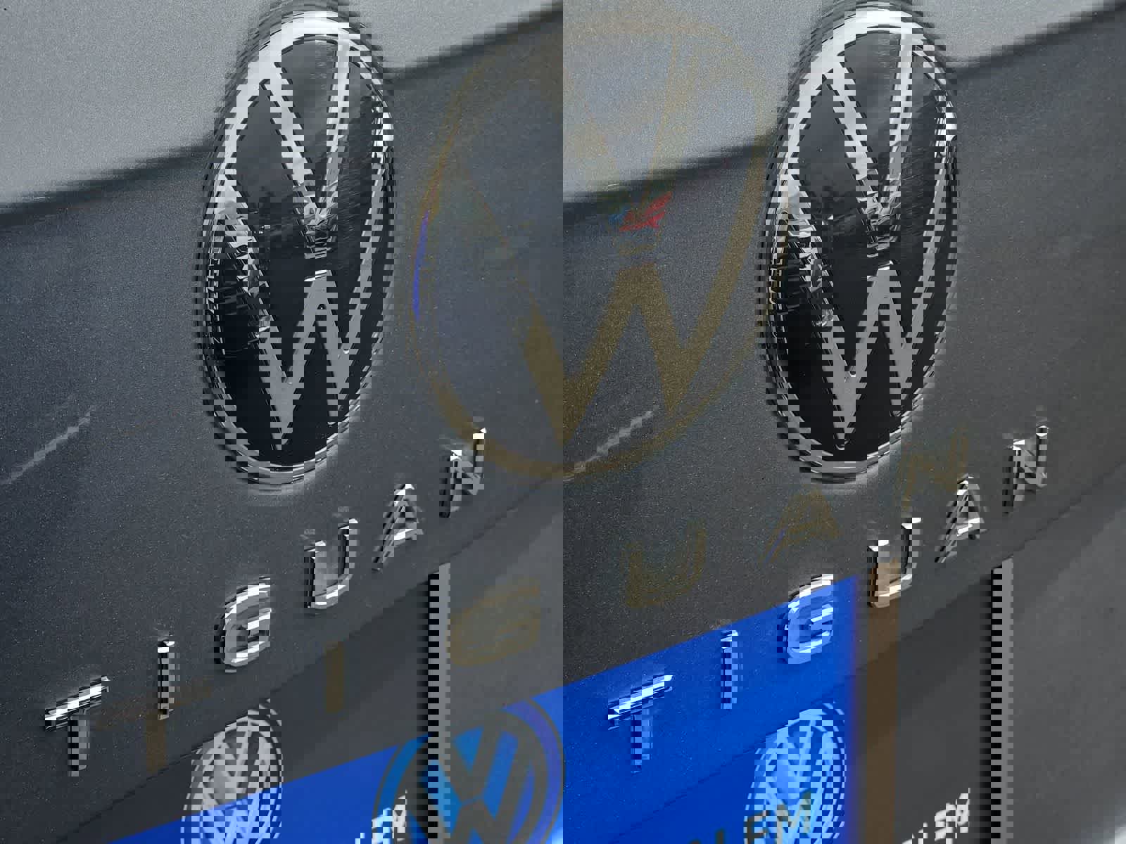 Certified 2022 Volkswagen Tiguan SE image 11