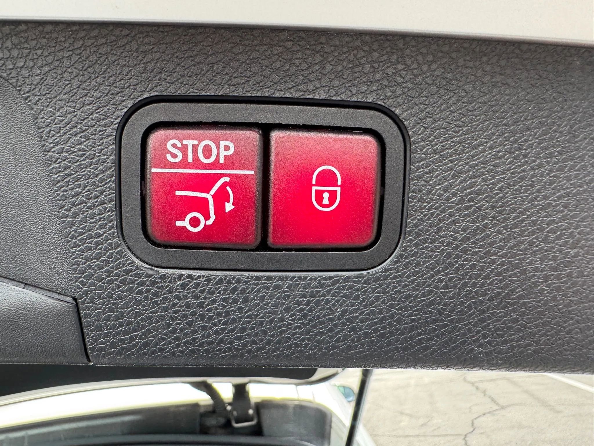 Used 2018 Mercedes-Benz E 63 AMG S image 39