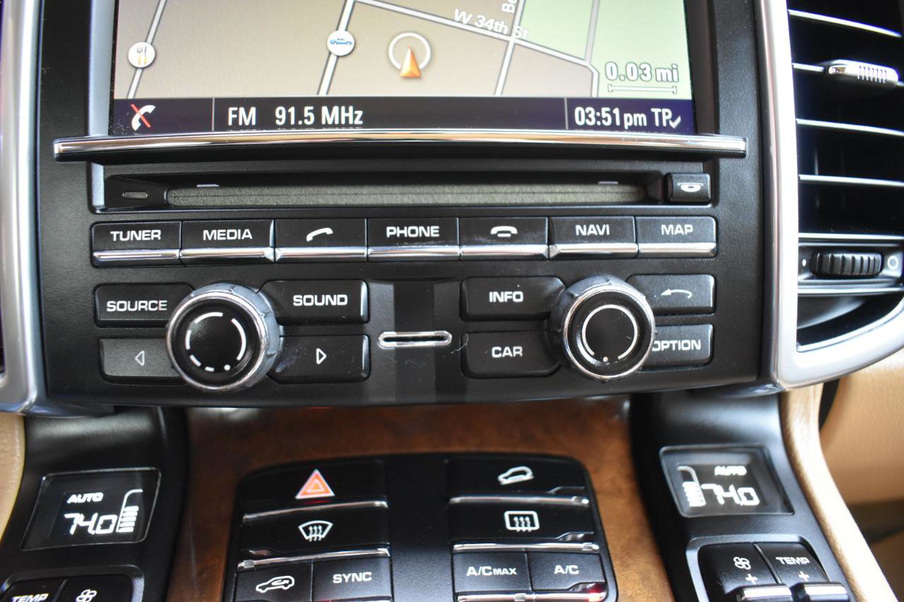 Used 2014 Porsche Cayenne S AWD/4WD image 28