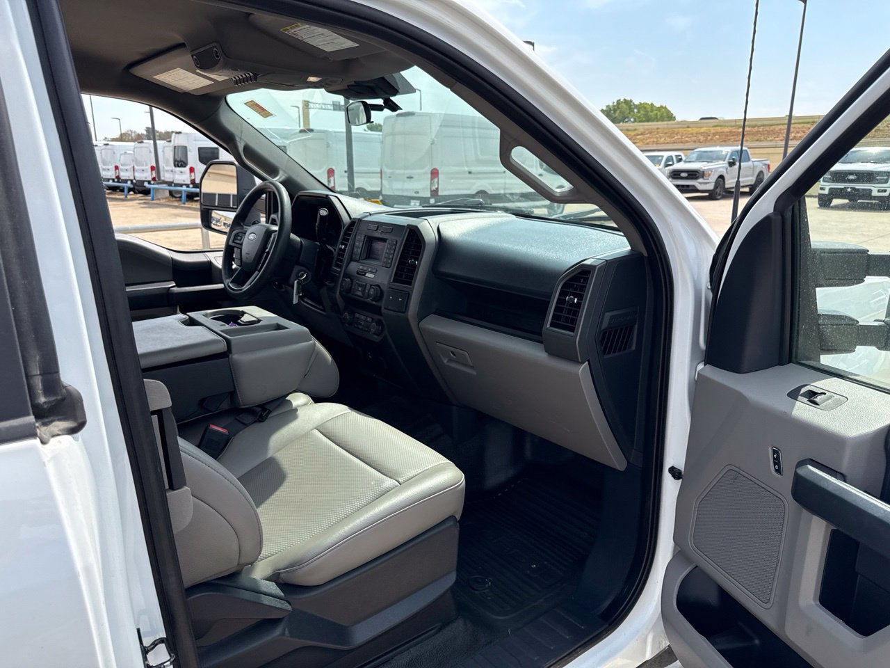 Used 2022 Ford F250 XL w/ Power Equipment Group RWD image 14