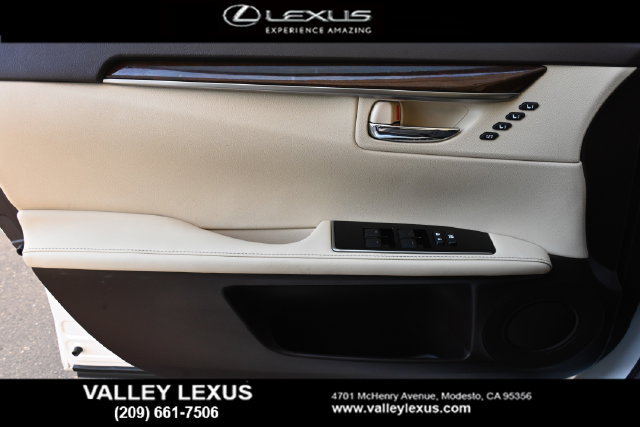 Used 2018 Lexus ES 350 w/ Navigation System Package FWD image 11