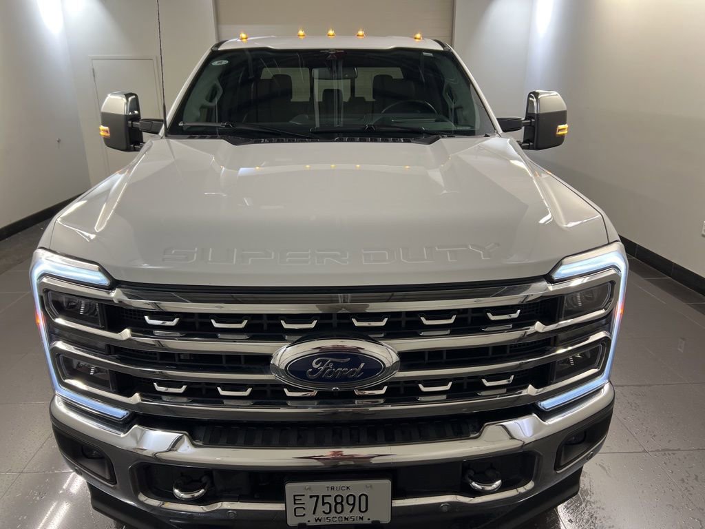 Used 2023 Ford F350 Lariat w/ Lariat Ultimate Package image 2