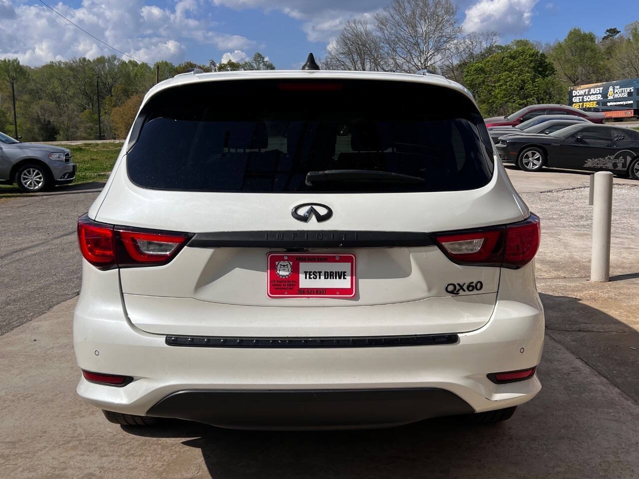 Used 2017 INFINITI QX60 Luxe w/ Premium Plus Package AWD/4WD image 5