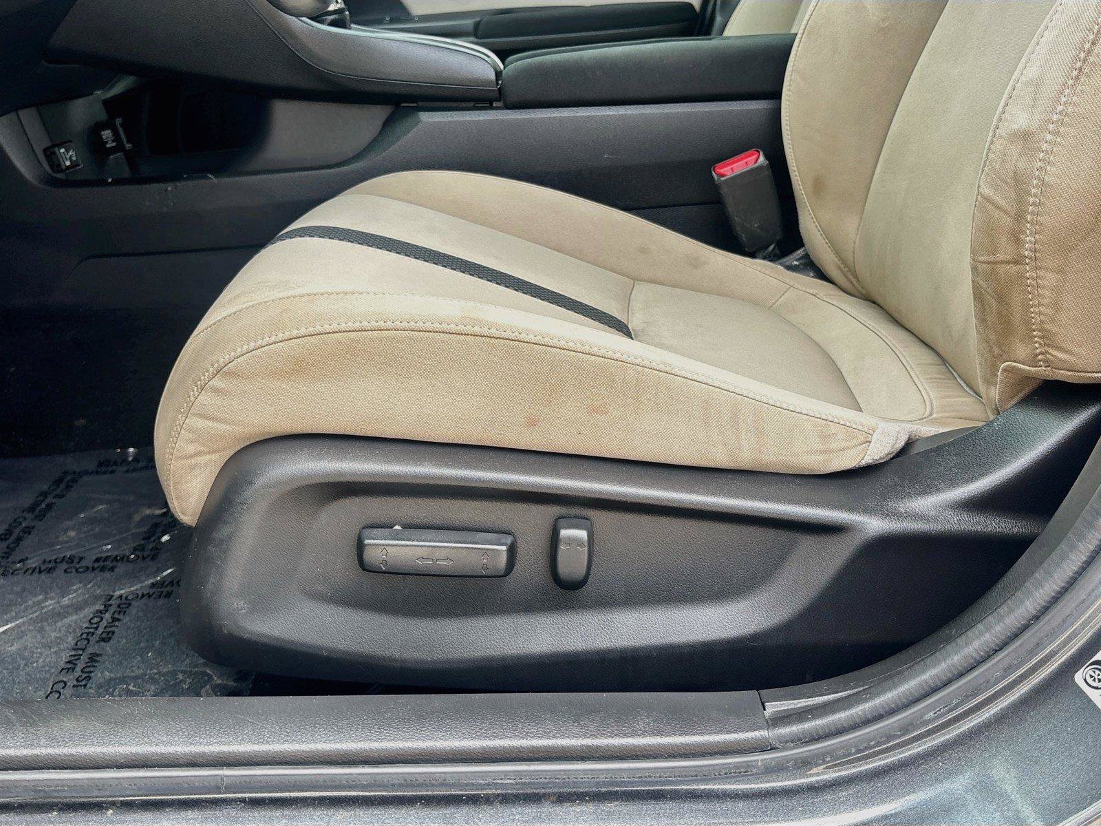 Used 2020 Honda Civic EX image 18