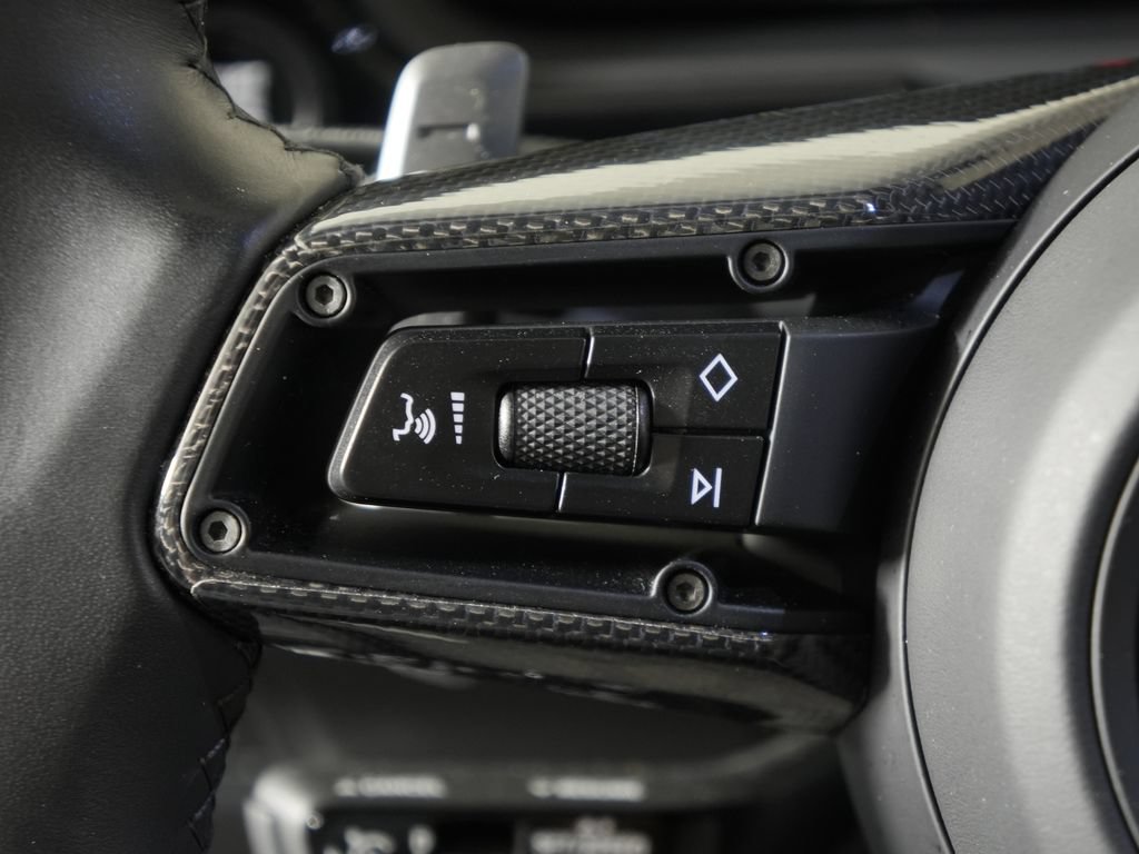 Certified 2024 Porsche Cayenne Turbo AWD/4WD image 32