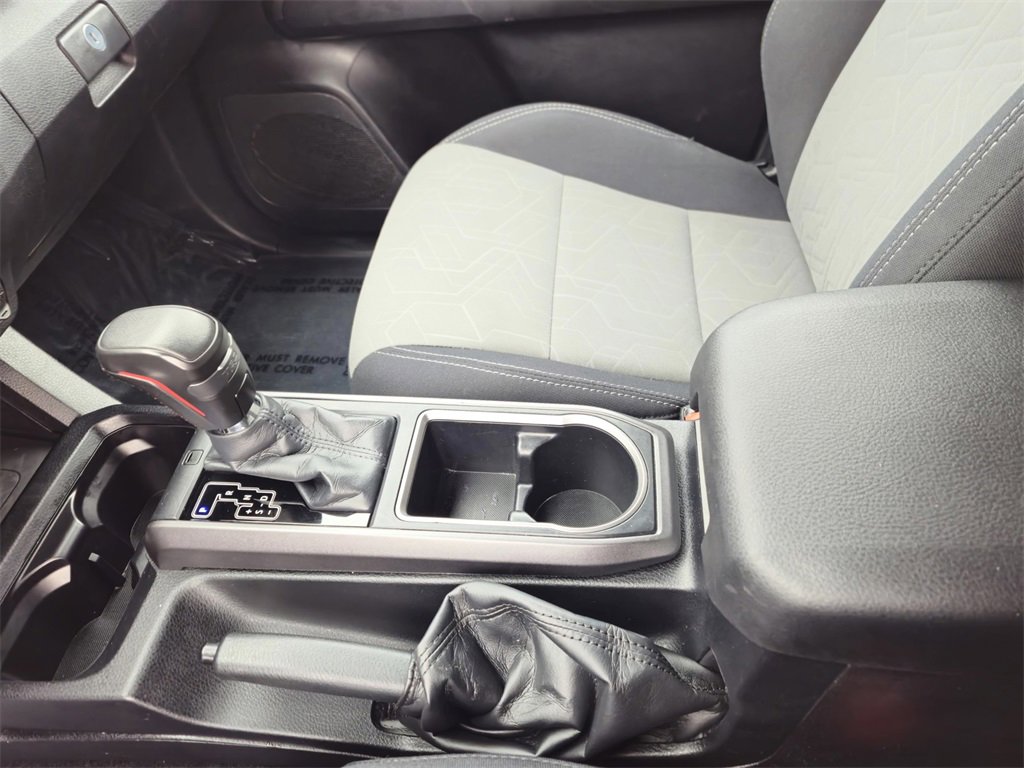 Used 2020 Toyota Tacoma TRD Off-Road image 22