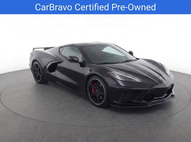 Used 2022 Chevrolet Corvette Stingray Premium Cpe w/ Z51 Performance Package RWD image 2