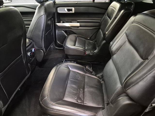 Used 2021 Ford Explorer Limited w/ Equipment Group 301A AWD/4WD image 21