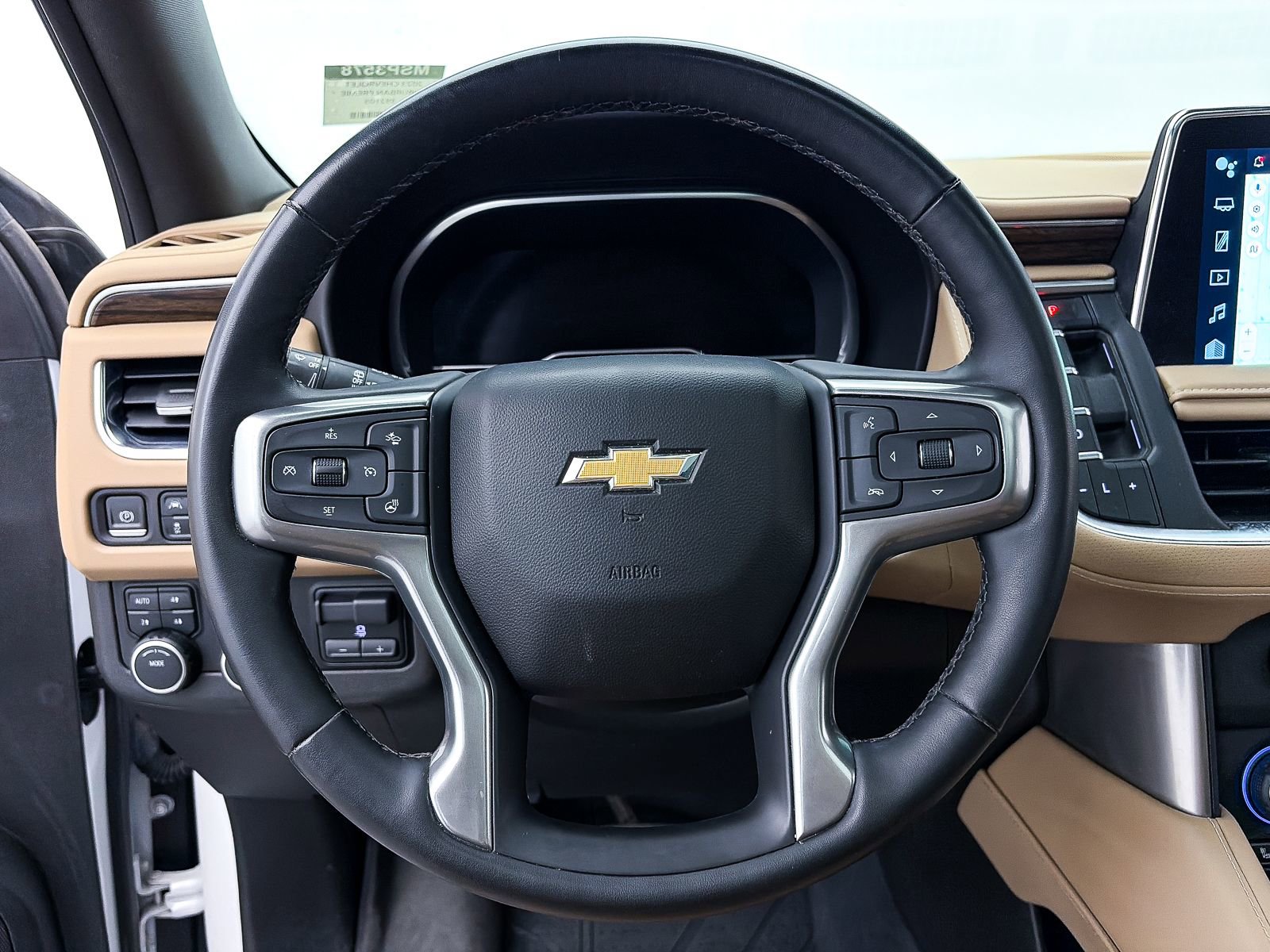 Used 2023 Chevrolet Suburban Premier w/ Premium Package image 33