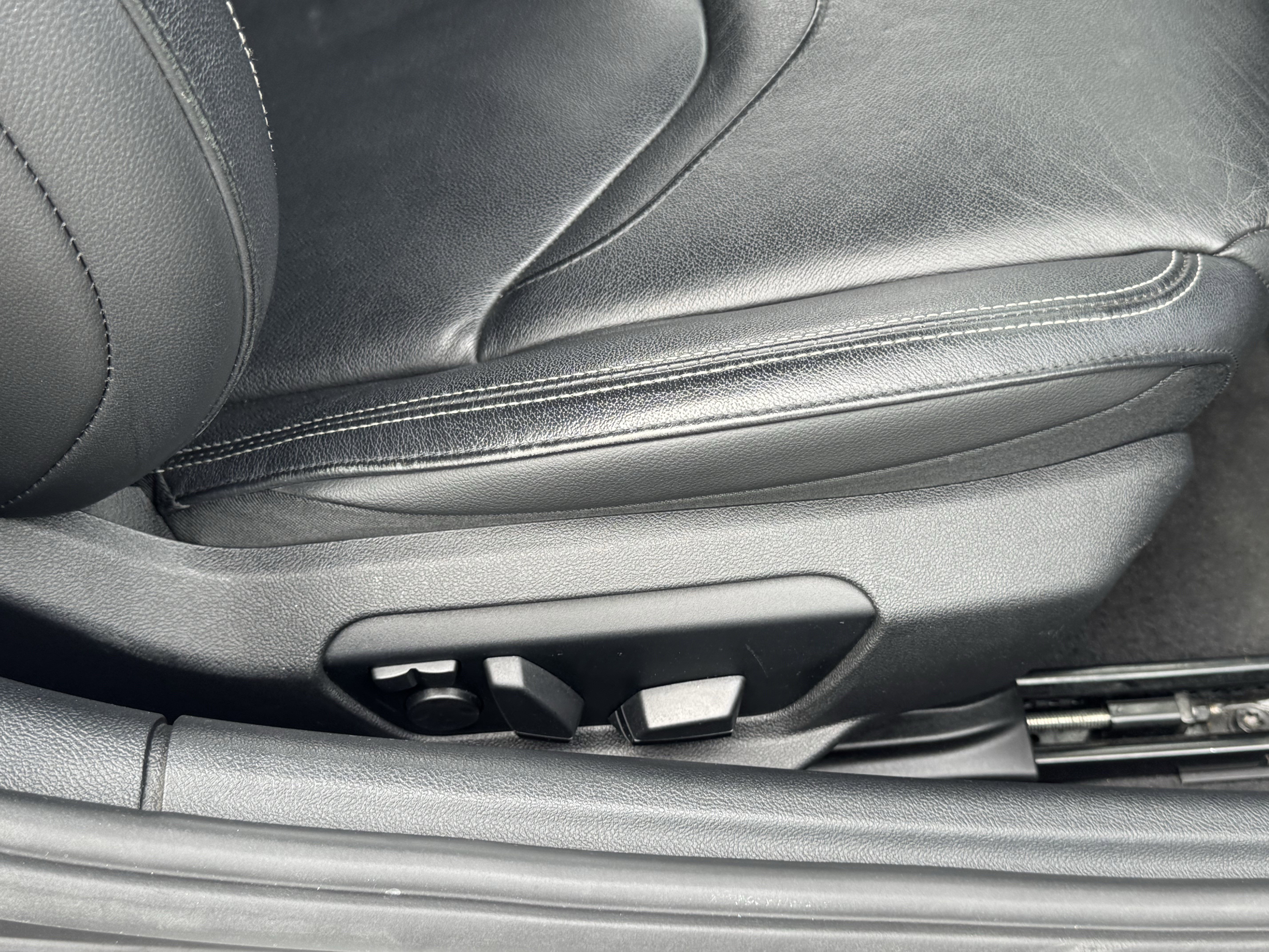 Used 2022 Toyota Supra Premium w/ Driver Assist Package image 31