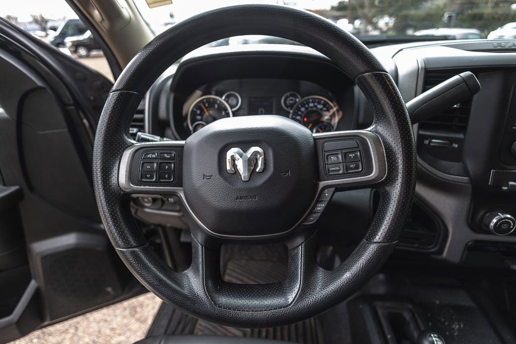 Used 2020 RAM 2500 Tradesman w/ Chrome Appearance Group image 9