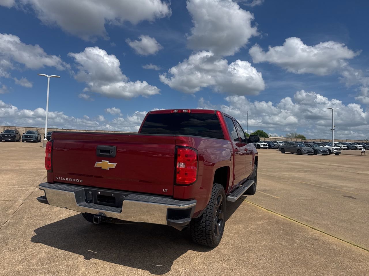 Used 2018 Chevrolet Silverado 1500 LT w/ Texas Edition image 23