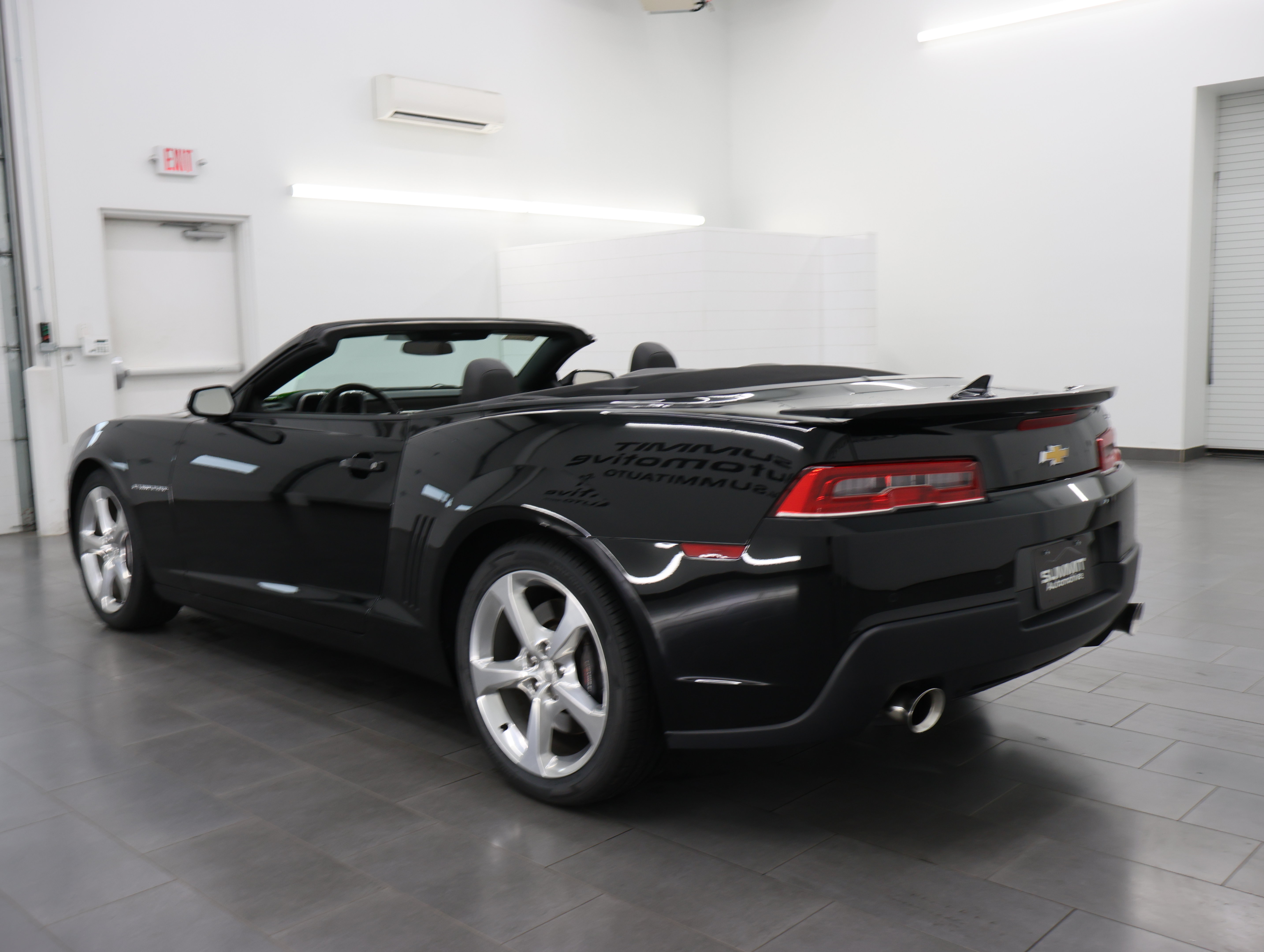 Used 2014 Chevrolet Camaro SS w/ RS Package RWD image 6