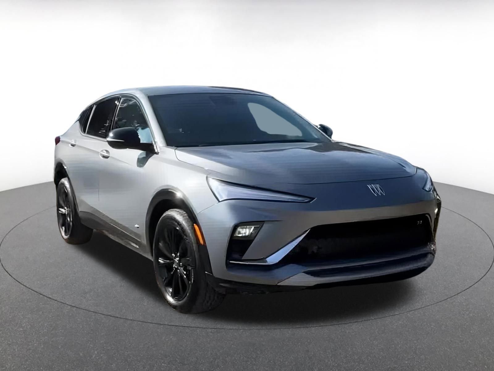 Used 2025 Buick Envista Sport Touring image 2