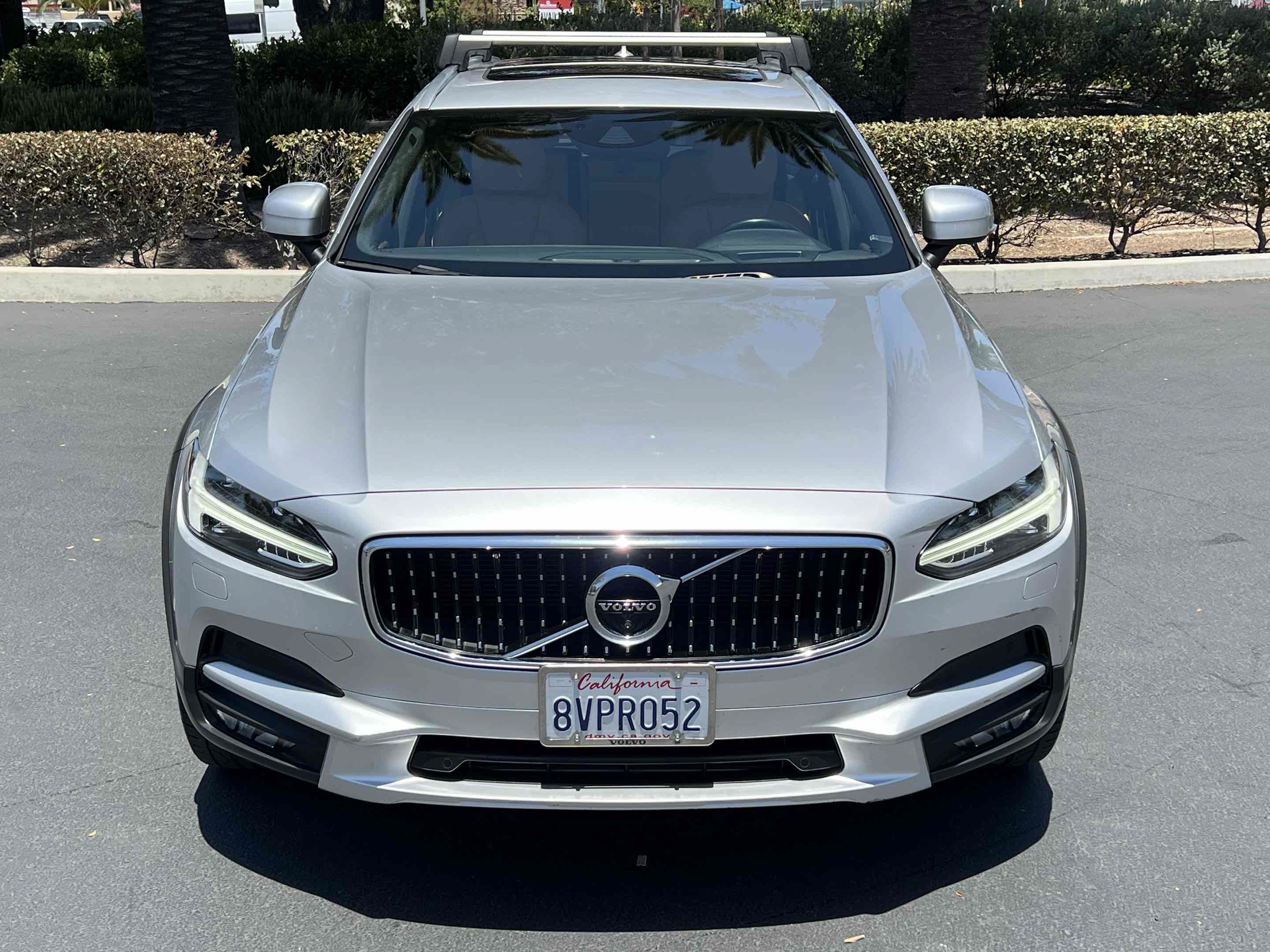 Used 2020 Volvo V90 T6 Cross Country AWD/4WD image 43