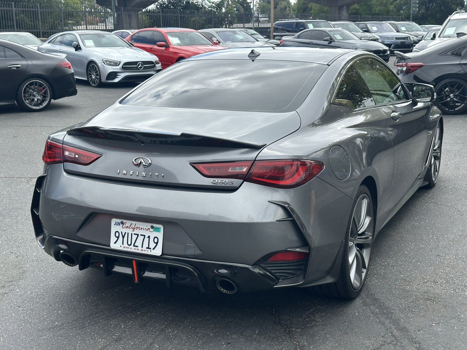 Used 2019 INFINITI Q60 Red Sport 400 w/ Cargo Package RWD image 9