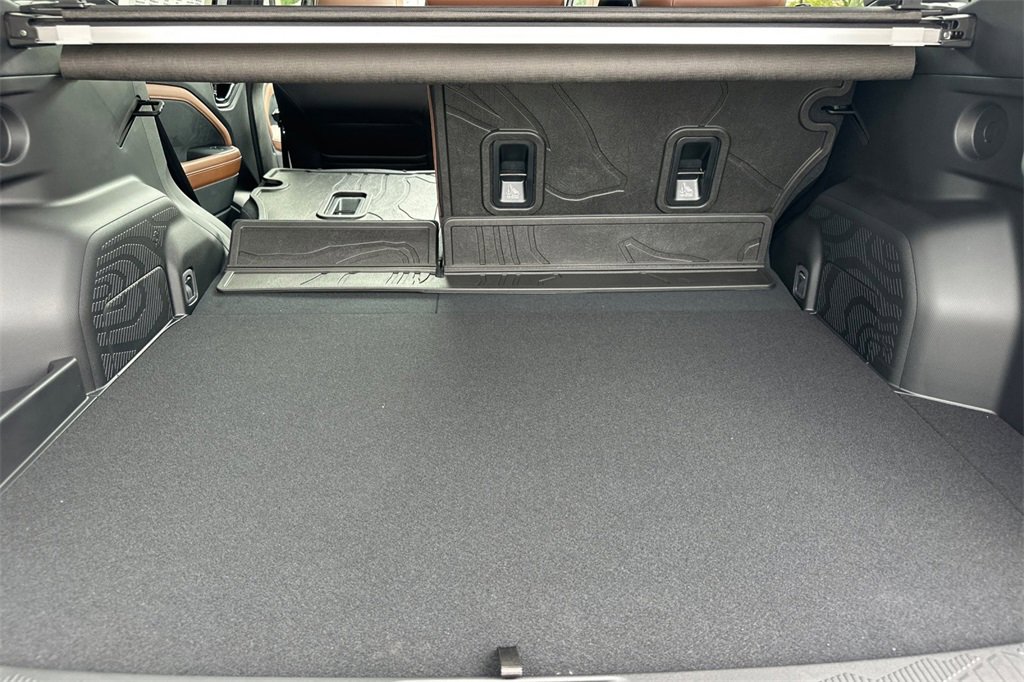 New 2025 Subaru Forester Touring image 19