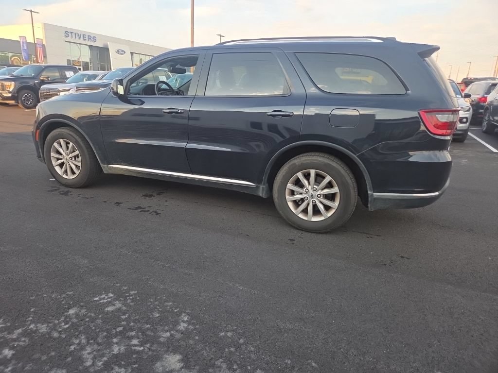 Used 2024 Dodge Durango SXT w/ 3rd Row Seating Group RWD image 9
