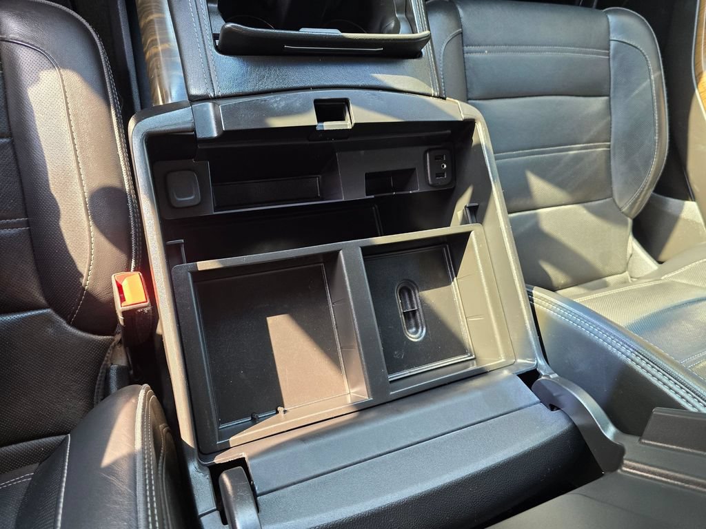 Used 2018 GMC Yukon Denali w/ Denali Ultimate Package AWD/4WD image 29
