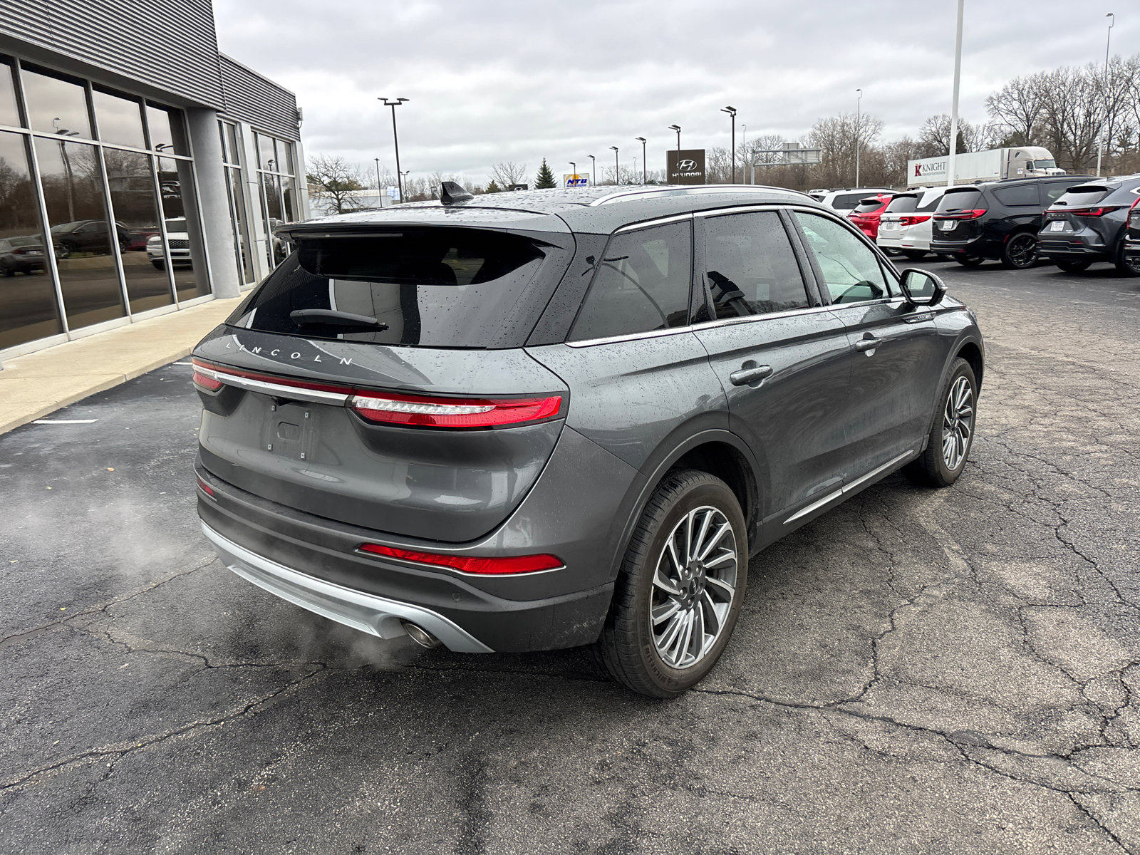 Certified 2023 Lincoln Corsair Reserve w/ Equipment Group 201A image 7