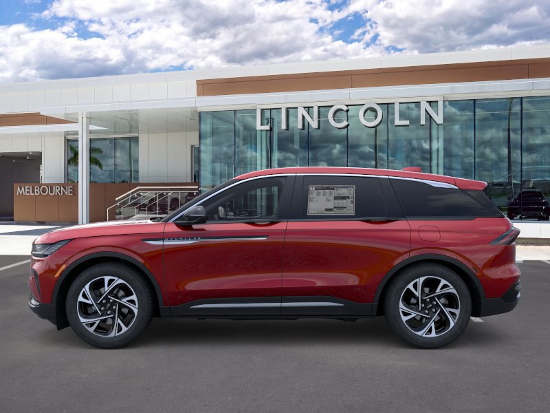 New 2026 Lincoln Nautilus Premier AWD/4WD image 3