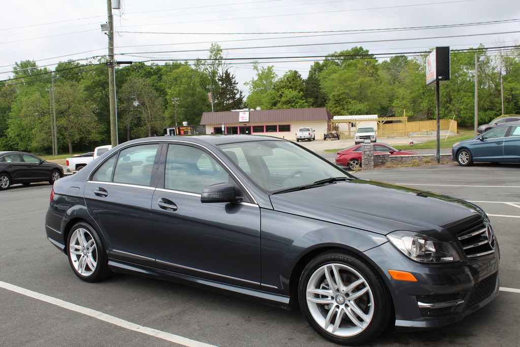 Used 2014 Mercedes-Benz C 250 C 250 Sport image 3