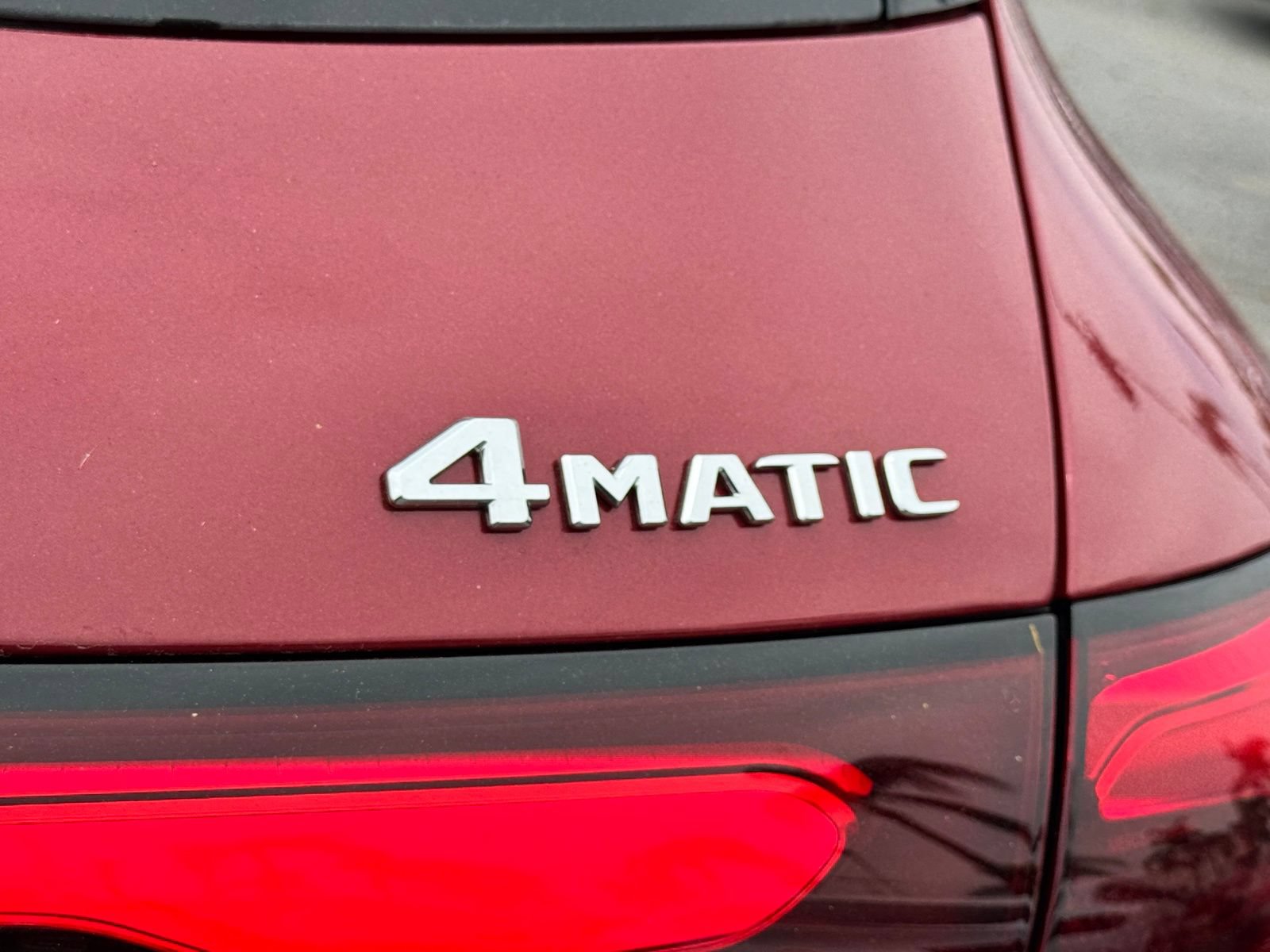 Used 2025 Mercedes-Benz GLC 300 4MATIC image 14