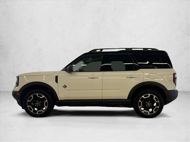 Used 2023 Ford Bronco Sport Outer Banks w/ Tech Package AWD/4WD image 9