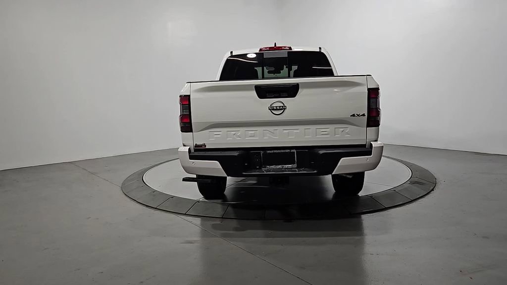 New 2026 Nissan Frontier SV w/ Tow Package AWD/4WD image 4