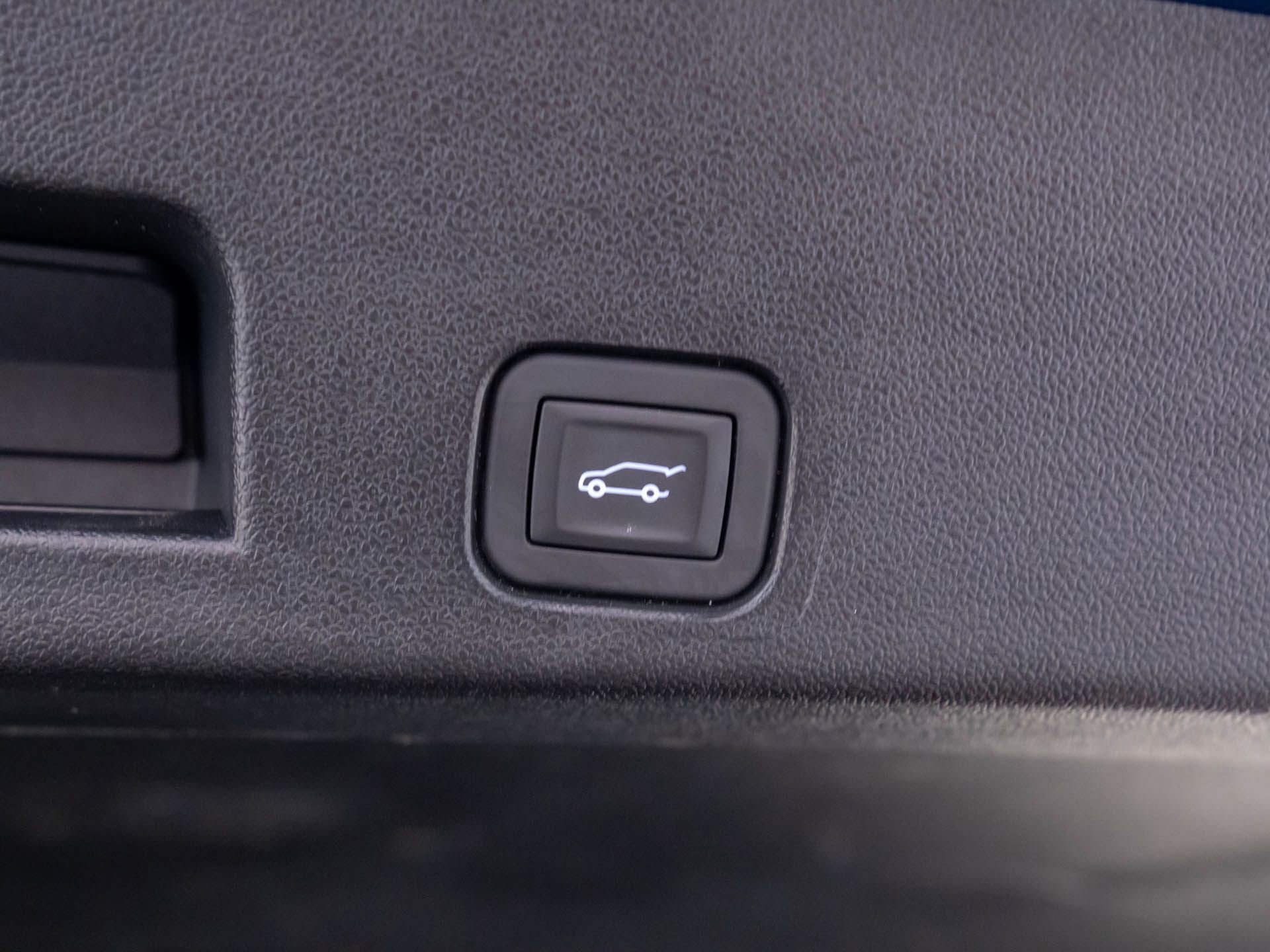 Used 2025 GMC Acadia Denali w/ Super Cruise Package image 33