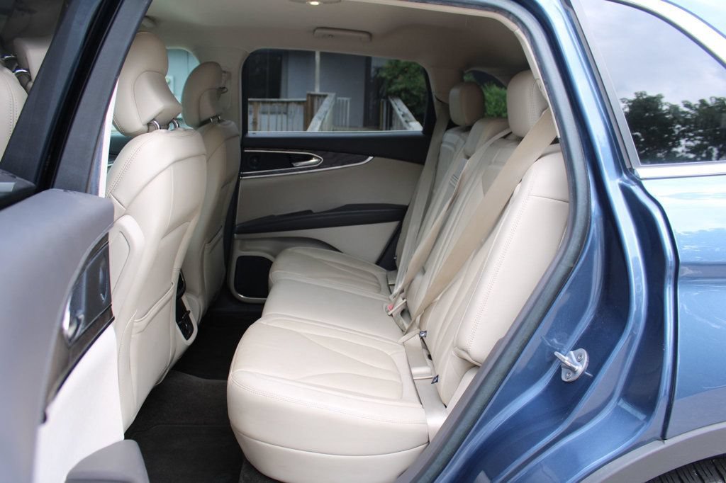 Used 2018 Lincoln MKX Select w/ Select Plus Package FWD image 31