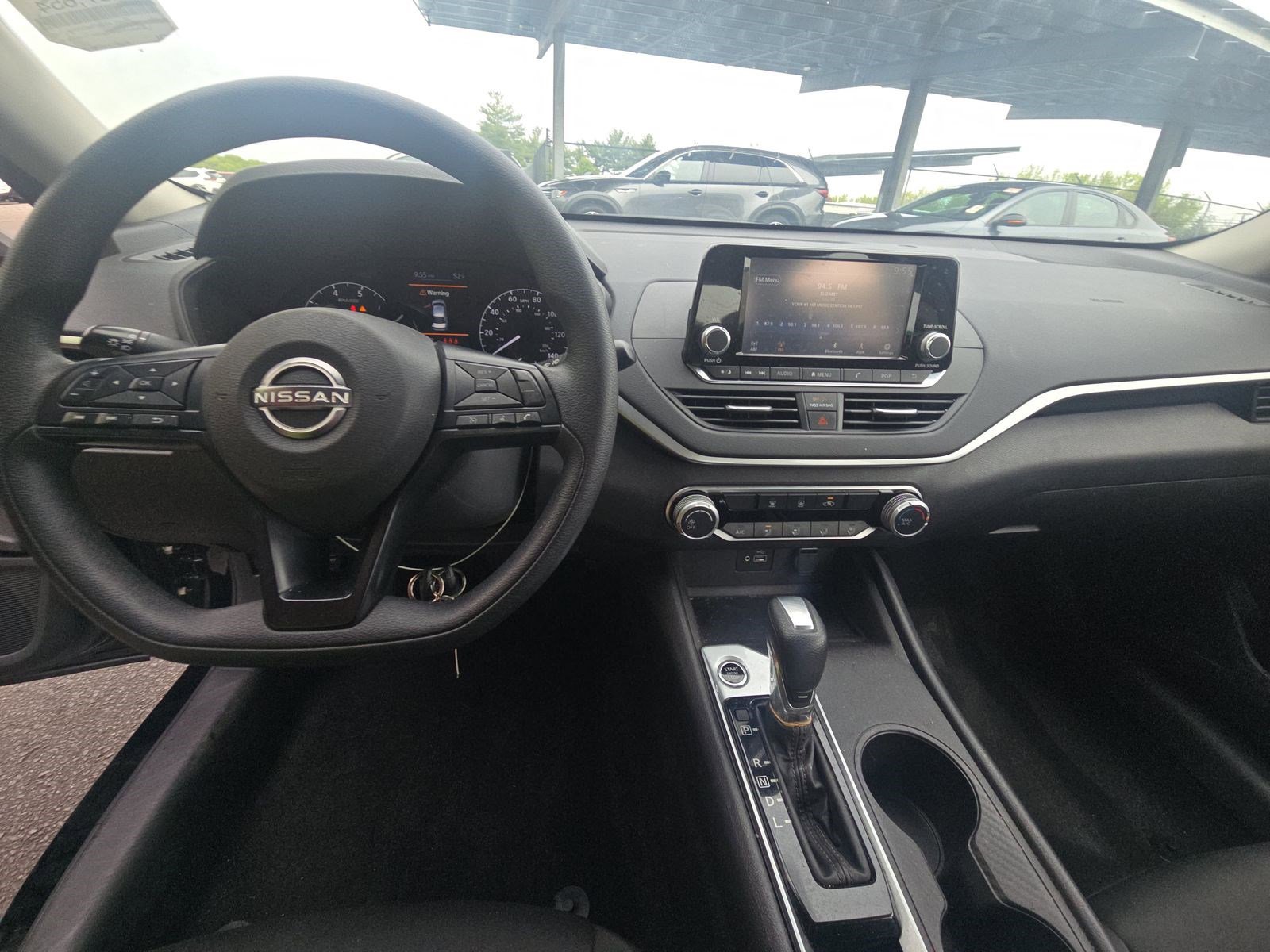 Used 2023 Nissan Altima 2.5 S FWD image 8