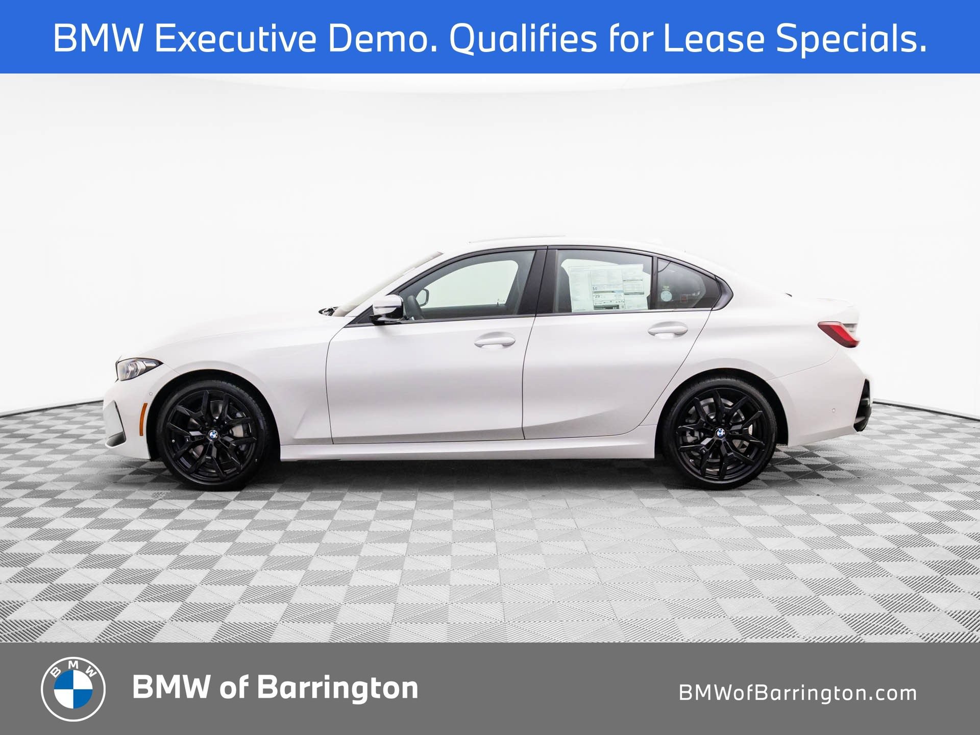 Used 2026 BMW 330i xDrive Sedan w/ M Sport Package AWD/4WD image 2