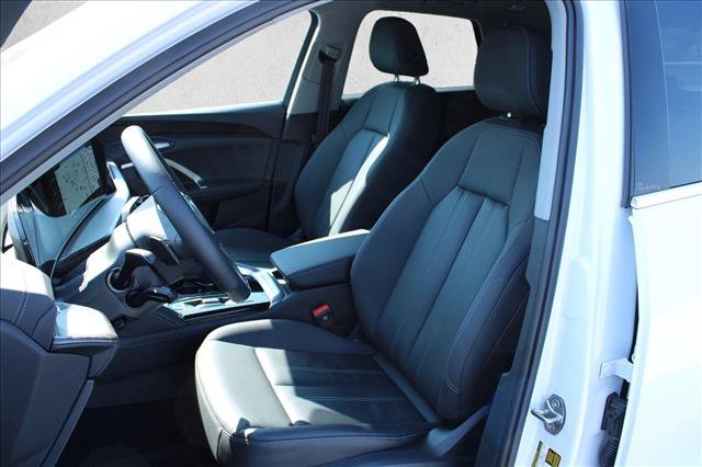 Certified 2025 Audi Q5 Premium w/ Convenience Package AWD/4WD image 16