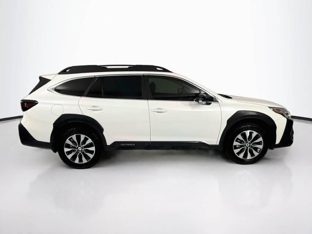 Used 2024 Subaru Outback Limited AWD/4WD image 4