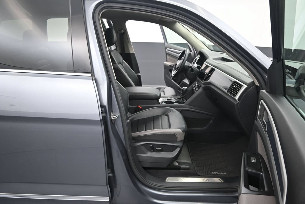 Used 2021 Volkswagen Atlas SEL Premium w/ MDO Package (Bench Seat) AWD/4WD image 36