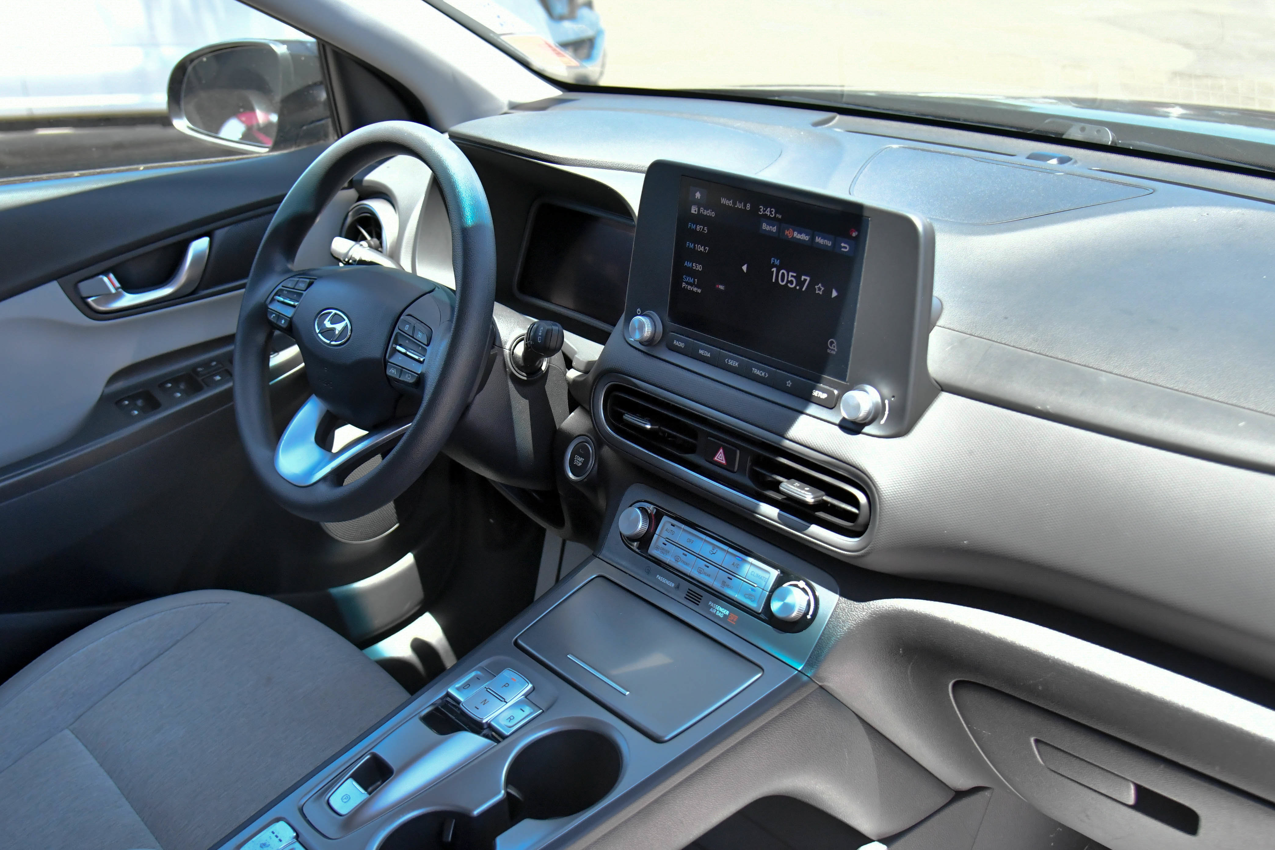 Used 2023 Hyundai Kona SE w/ Cargo Package FWD image 42