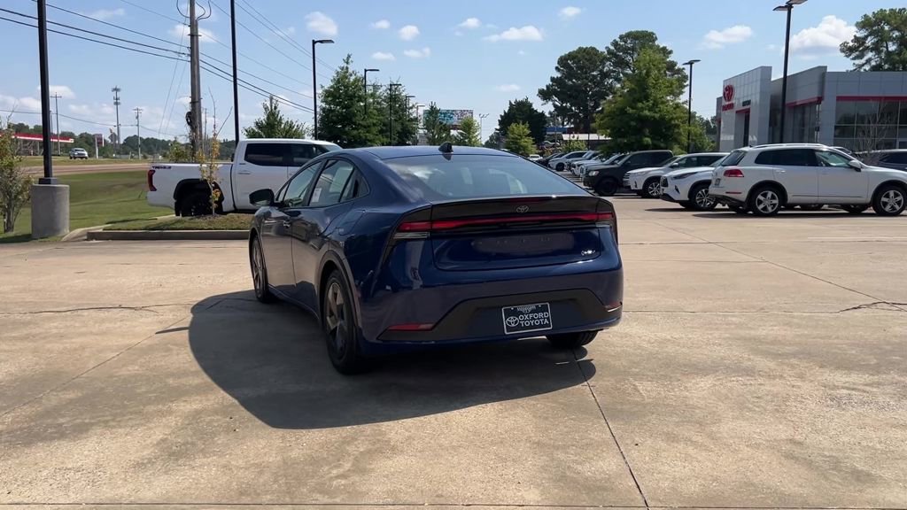 New 2026 Toyota Prius LE image 4